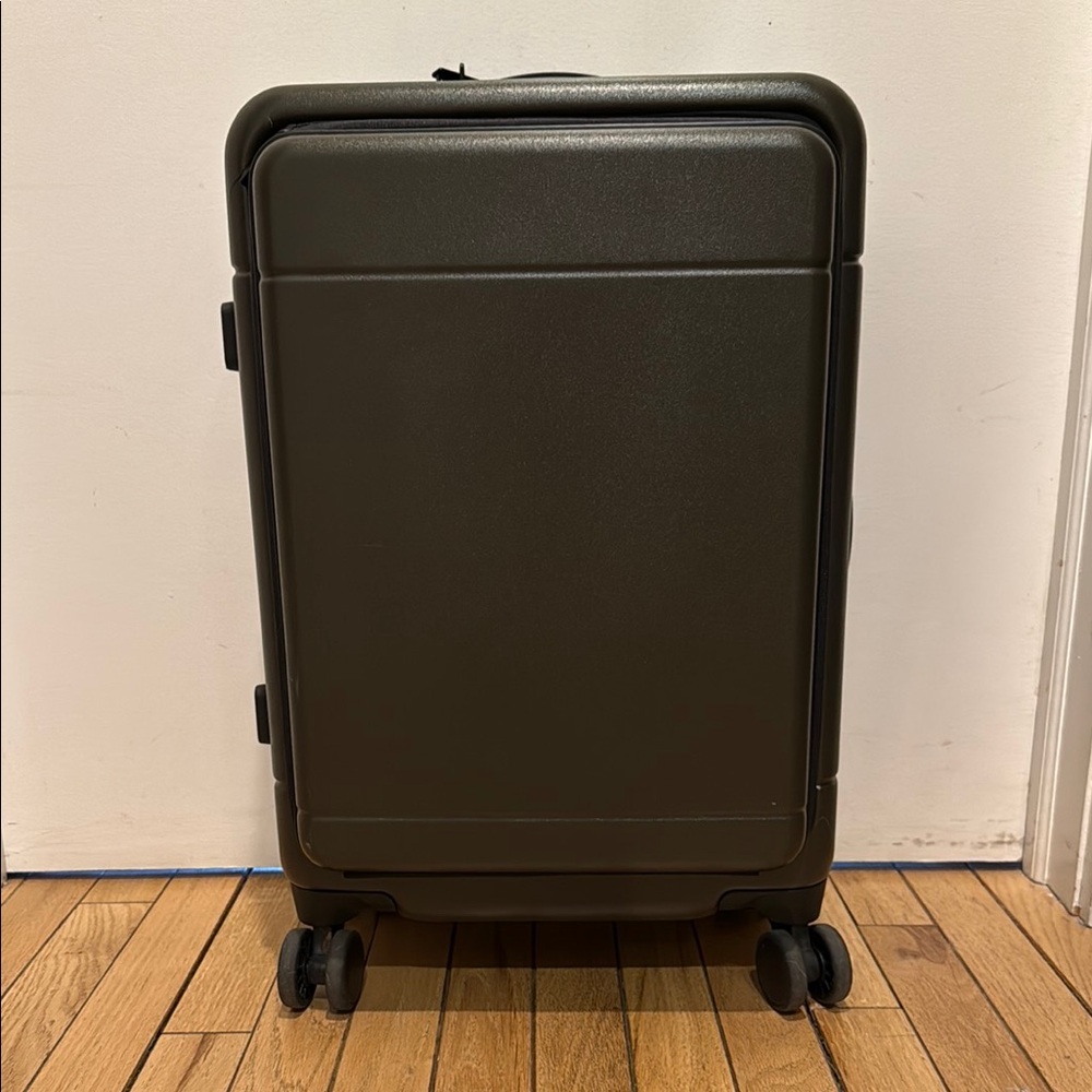 Dark Green Rolling Suitcase